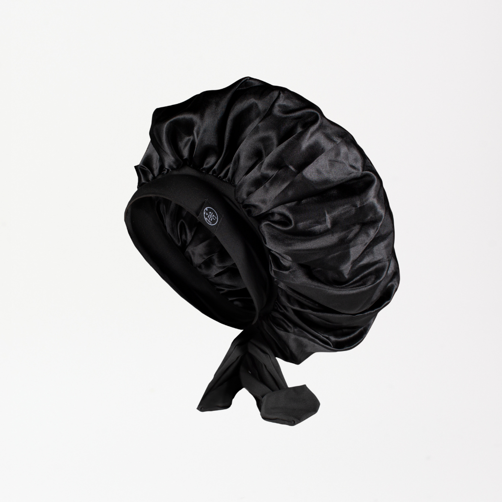 Bonnet en satin noir - Mc Fell